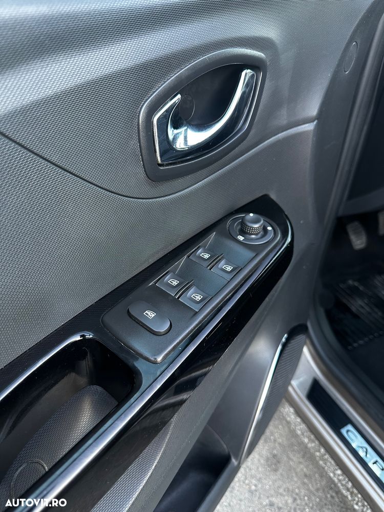 Renault Captur - 8