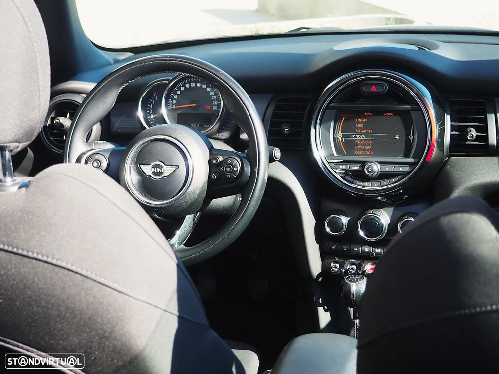 MINI Cabrio - 11