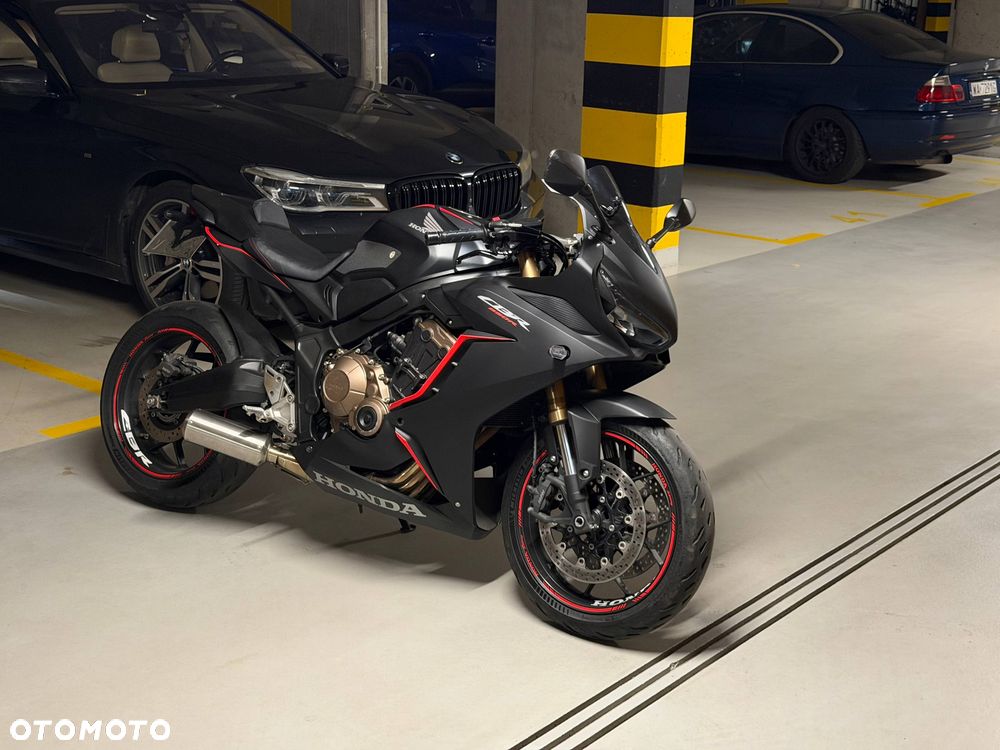 Honda CBR - 6