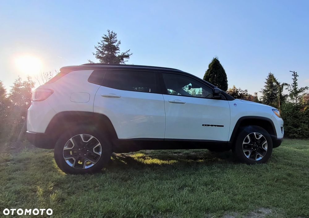 Jeep Compass - 10