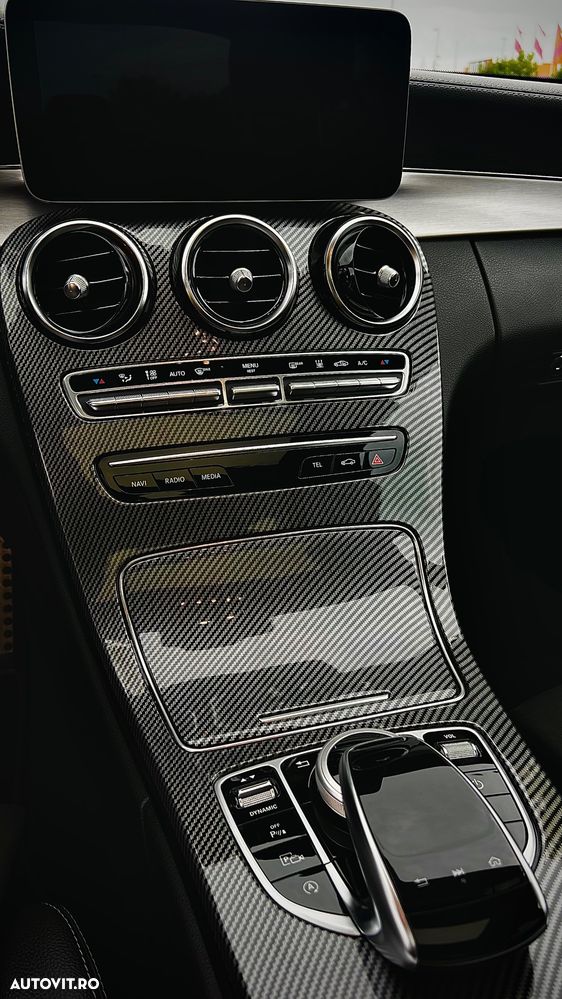 Mercedes-Benz C 300 9G-TRONIC AMG Line - 11