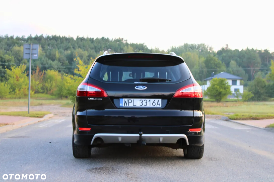 Ford Mondeo 2.0 TDCi Ambiente - 9