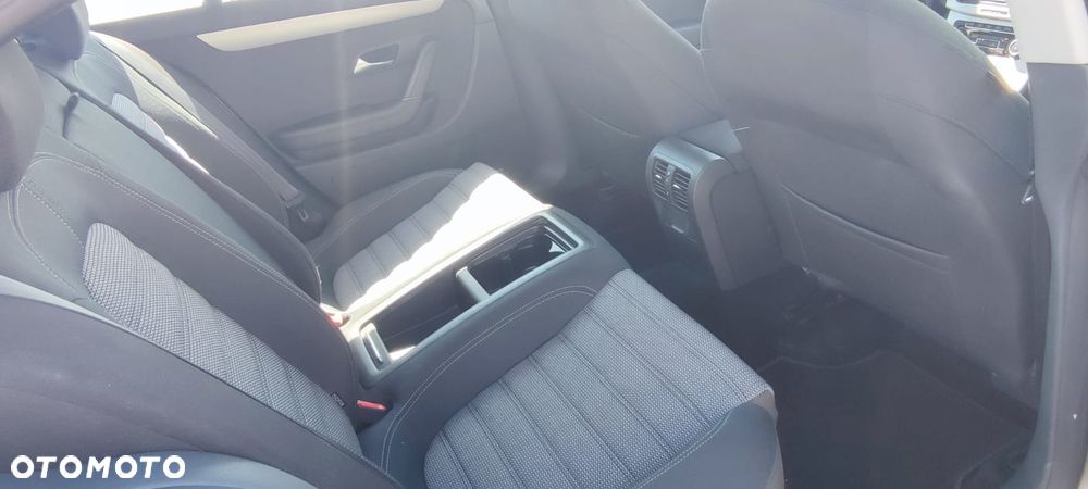 Volkswagen CC - 8