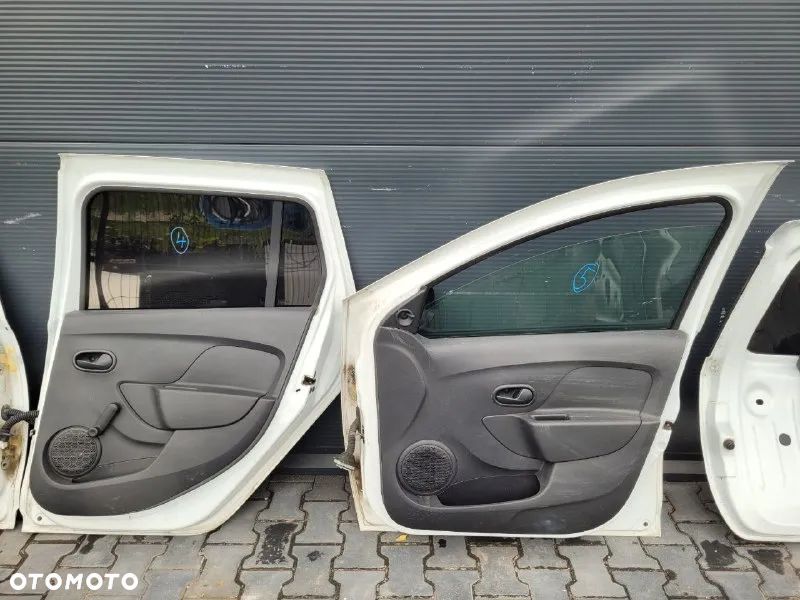 KAROSERIA DACIA LOGAN MCV 14r. KOD LAKIERU: OV369 - 23