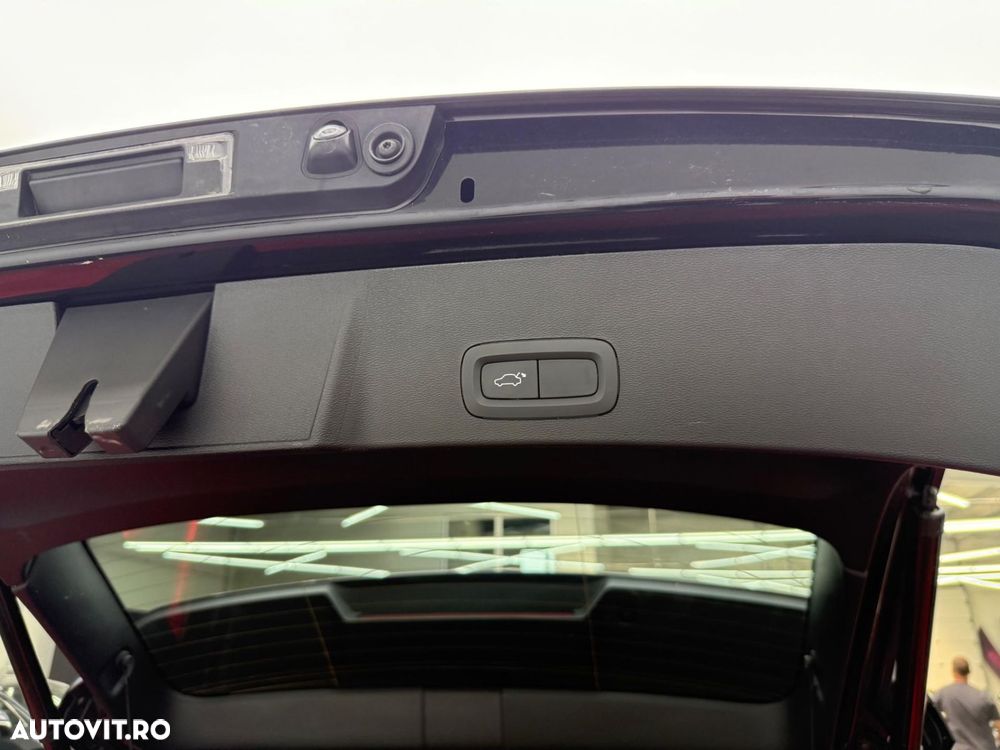 Volvo XC 40 T2 AT8 Momentum - 15