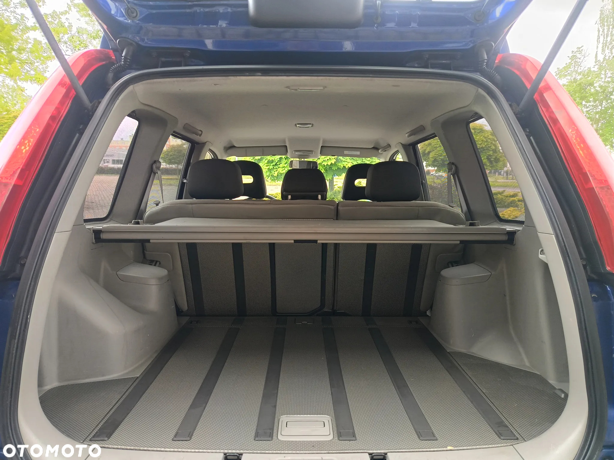 Nissan X-Trail 2.0 4x4 XE - 24