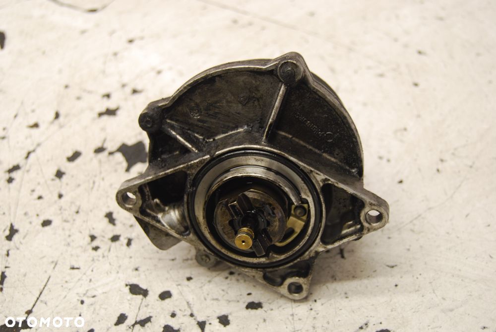 POMPA VACUM 057145100C AUDI A4 B6 2.5 TDI 01T038056 A6 C5 - 11