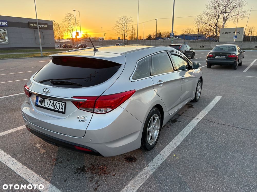 Hyundai i40 1.7 CRDi Comfort + - 7