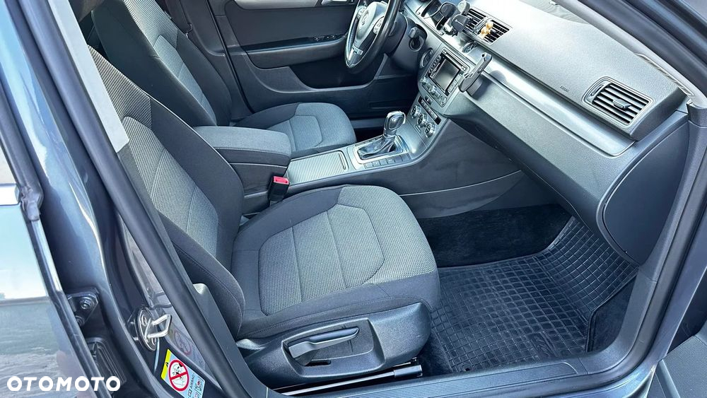 Volkswagen Passat - 5