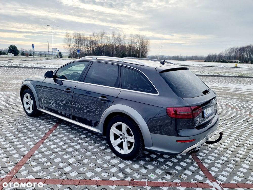 Audi A4 Allroad - 4