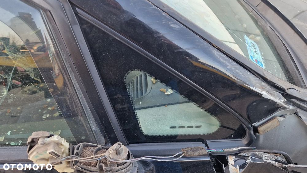 HONDA STREAM SZYBA KAROSERYJNA PRAWY PRZÓD