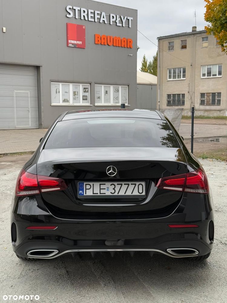 Mercedes-Benz Klasa A 200 AMG Line 7G-DCT - 3