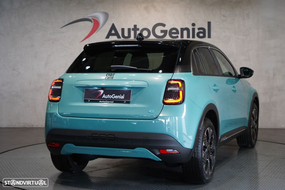 Fiat 600e 54 kWh La Prima - 2