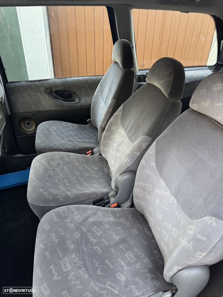 SEAT Alhambra 1.9 TDI Confort - 10