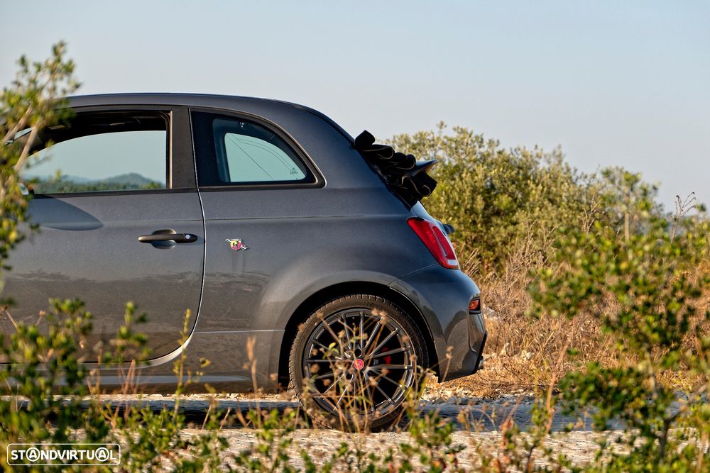 Abarth 695C 1.4 T-Jet — fotografia 11