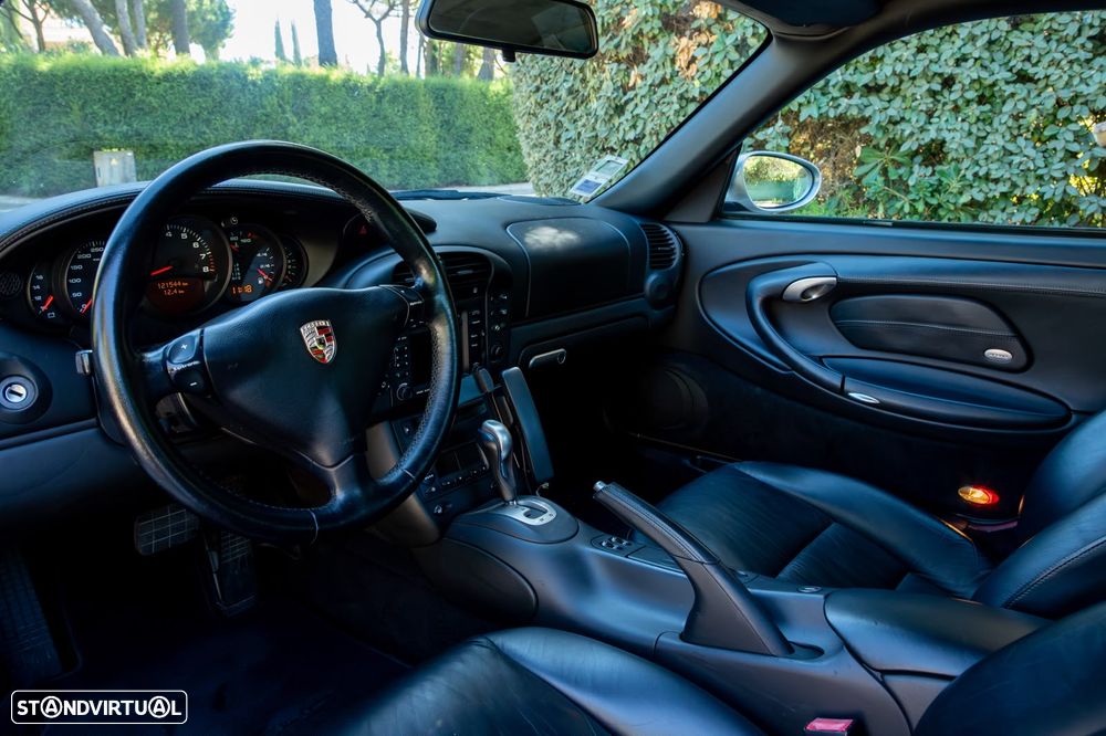Porsche 911 (996) - 13