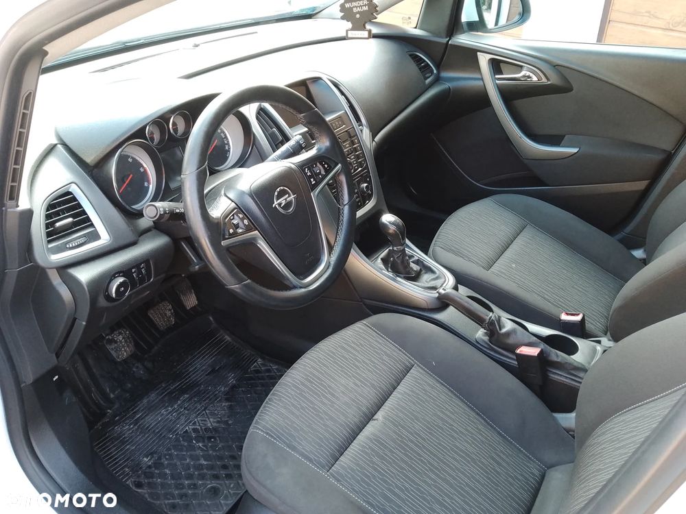 Opel Astra 1.7 CDTI - 10