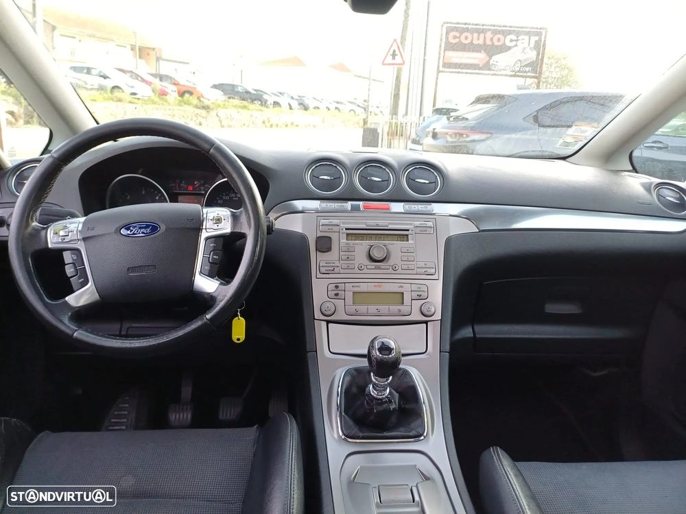 Ford S-Max 2.0 TDCi Titanium 7L - 5