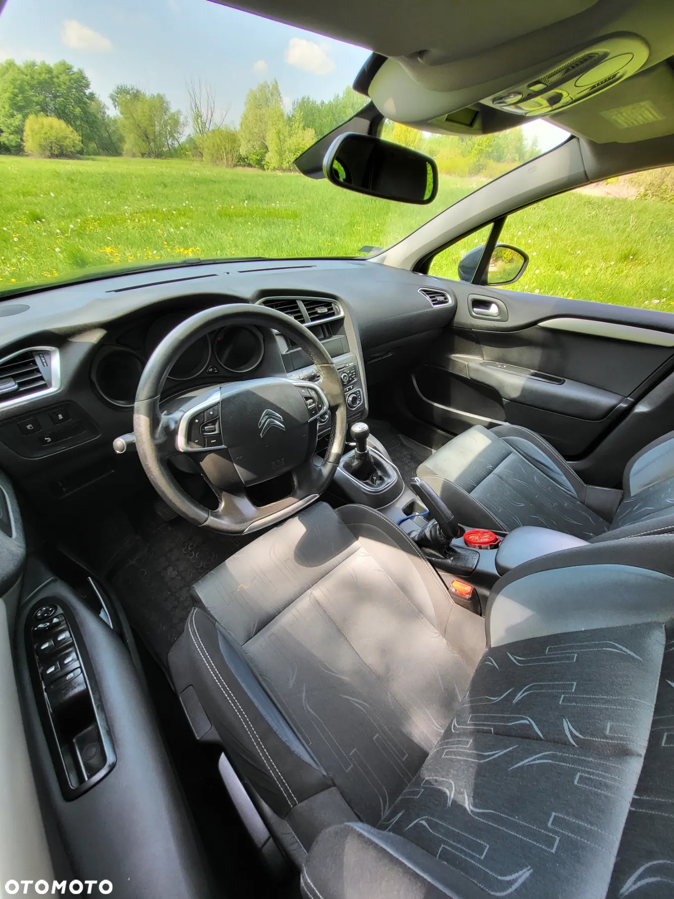 Citroën C4 1.6 HDi Attraction - 10