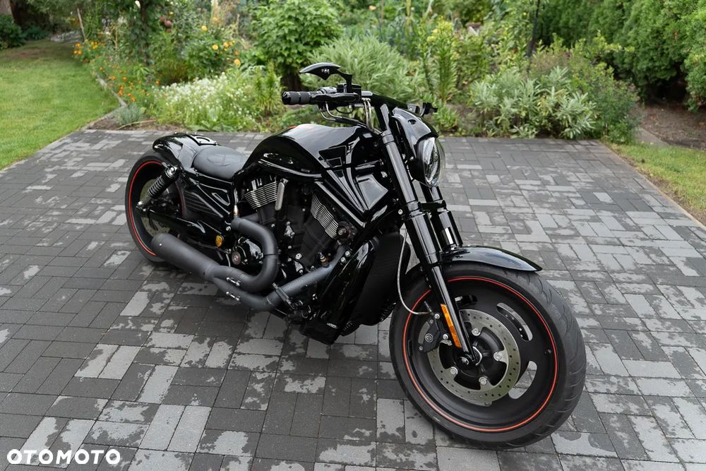 Harley-Davidson V-Rod Night Rod - 2