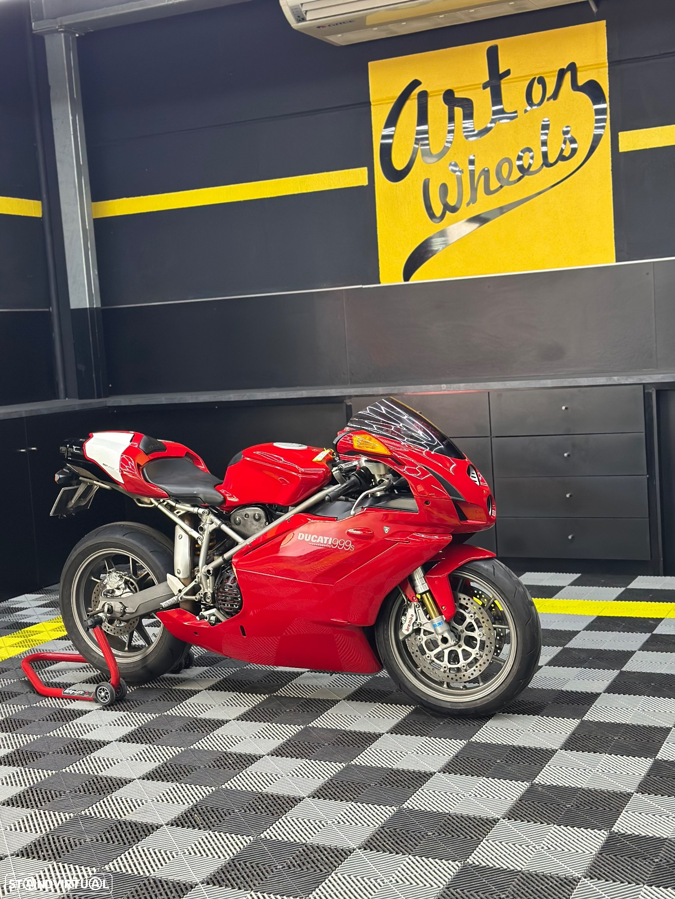 Ducati 999 S Superbike - 3