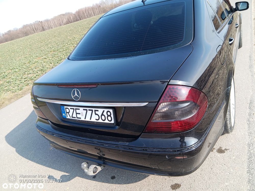 Mercedes-Benz Klasa E - 4