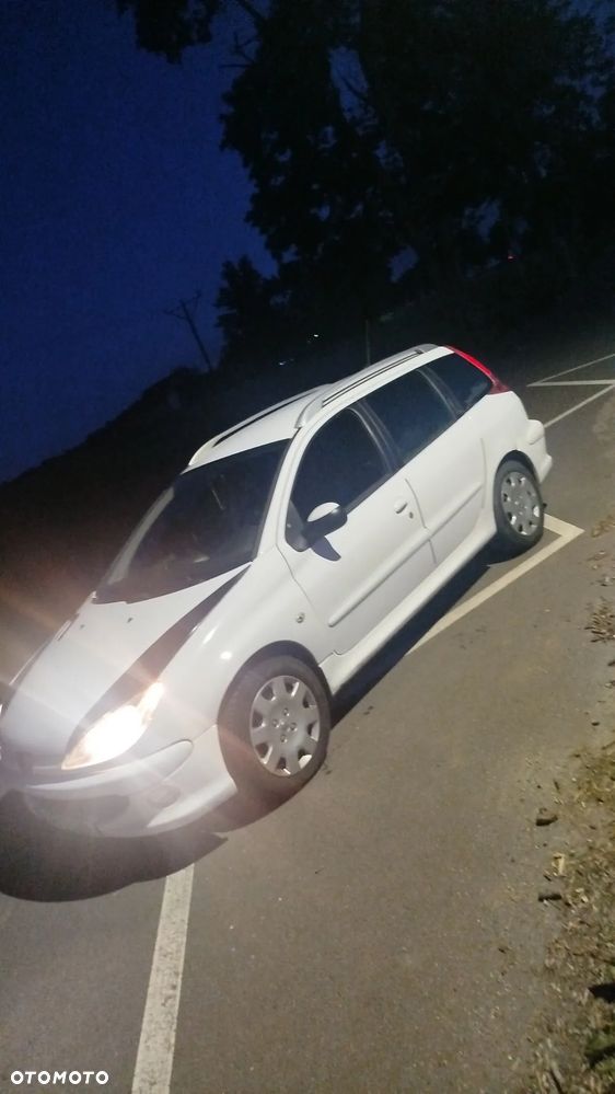 Peugeot 206 1.6 XT - 2
