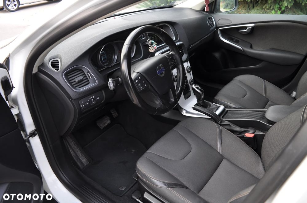 Volvo V40 - 20