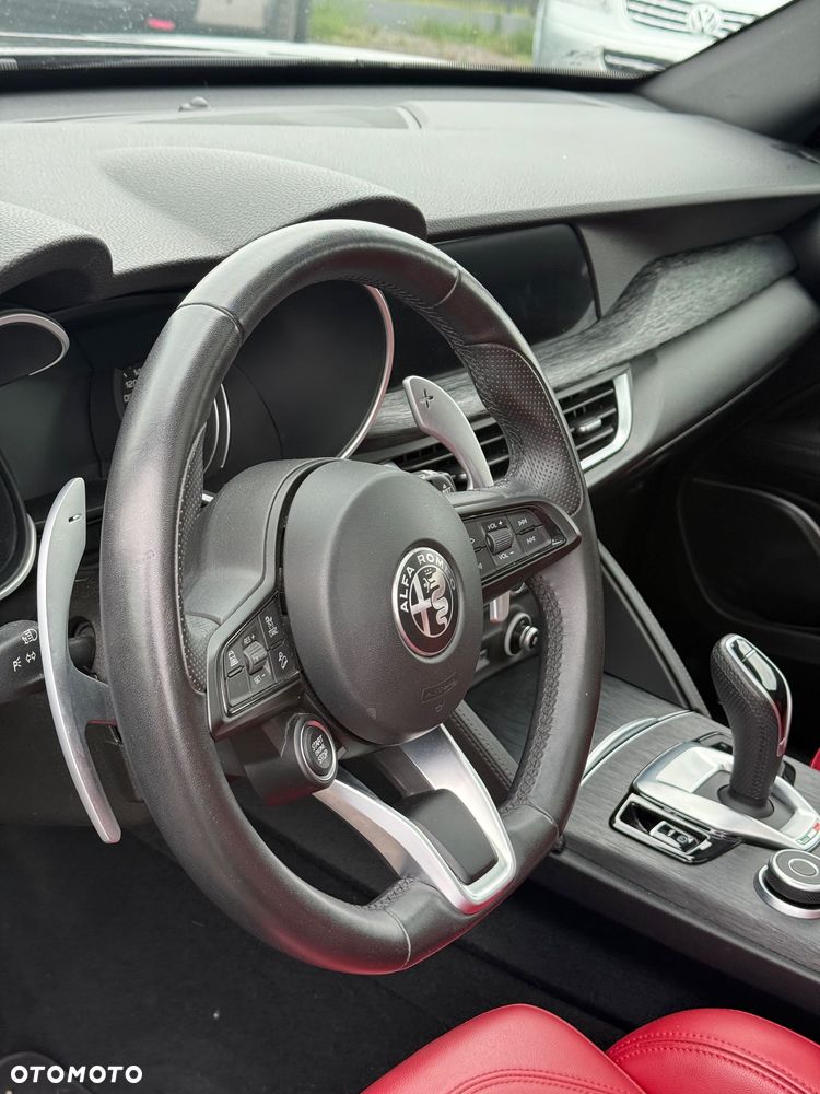 Alfa Romeo Stelvio 2.0 Turbo 16V AT8-Q4 Competizione - 35