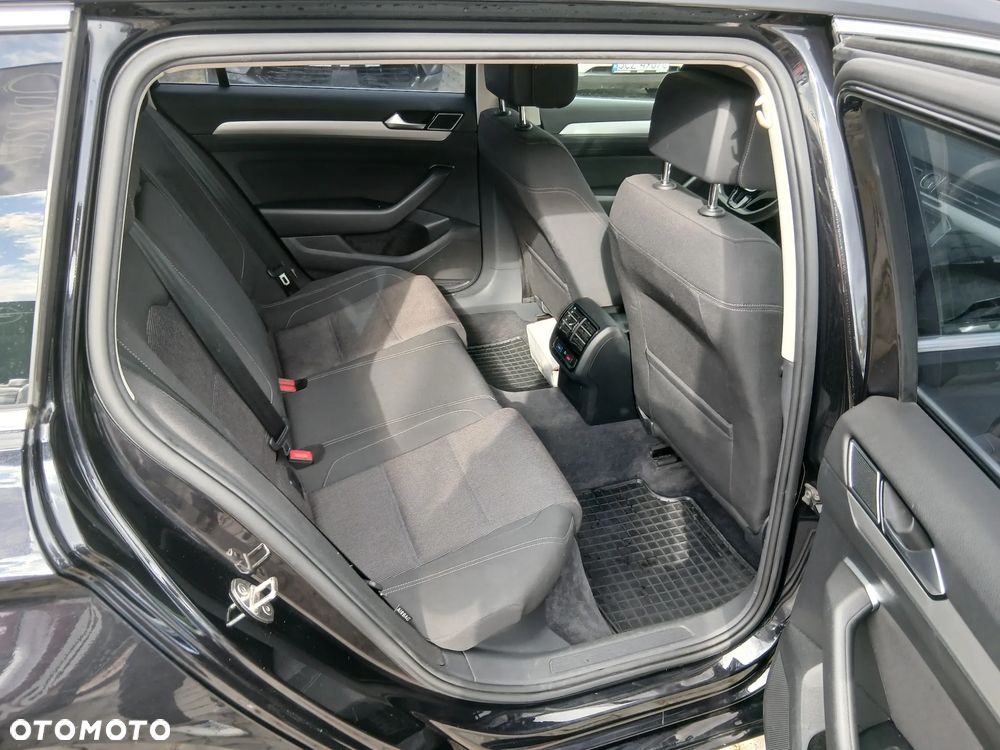 Volkswagen Passat 1.8 TSI BMT Comfortline DSG - 10