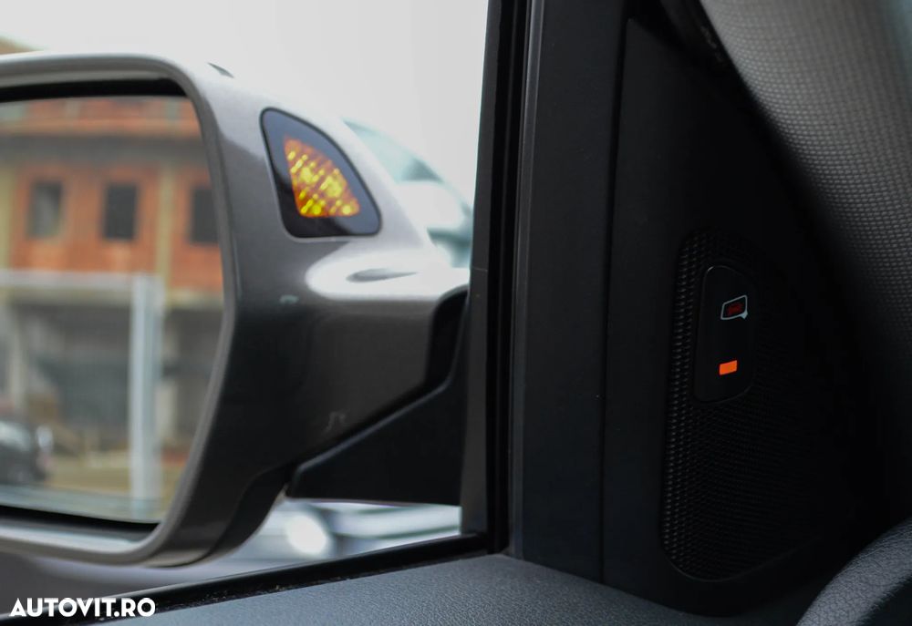 Audi A4 2.0 TDI DPF multitronic Attraction - 9