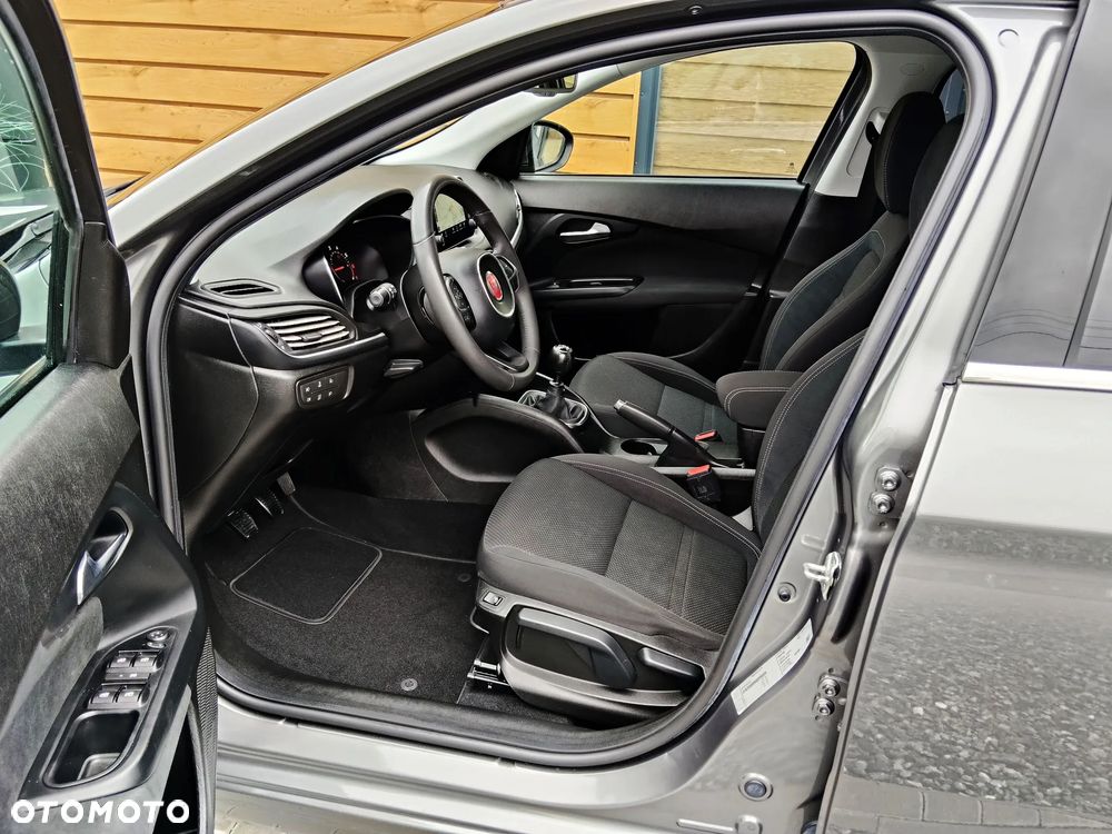 Fiat Tipo 1.4 T-Jet Lounge - 10
