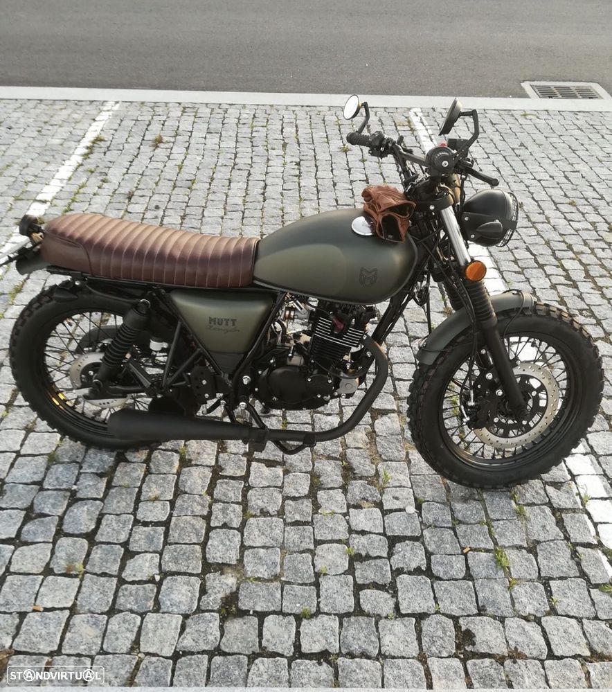 Mutt Hilts Green - 3