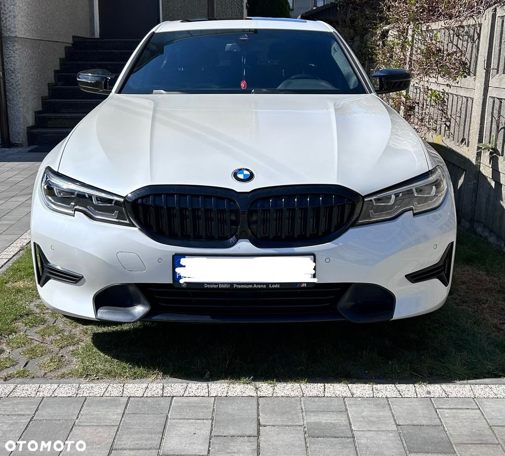 BMW Seria 3 330i xDrive - 1