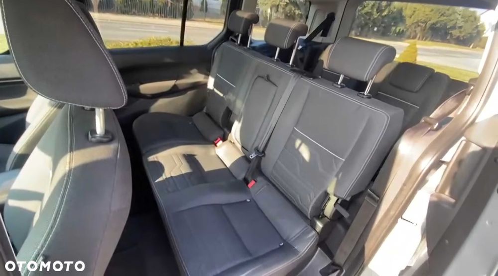 Ford Tourneo Connect Grand - 8