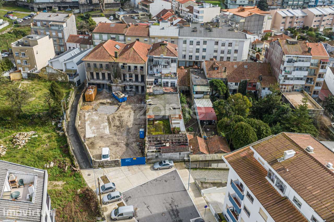 Prédio + Terreno com Projeto aprovado para Construção, Paranhos, Po... - Grande imagem: 5/26