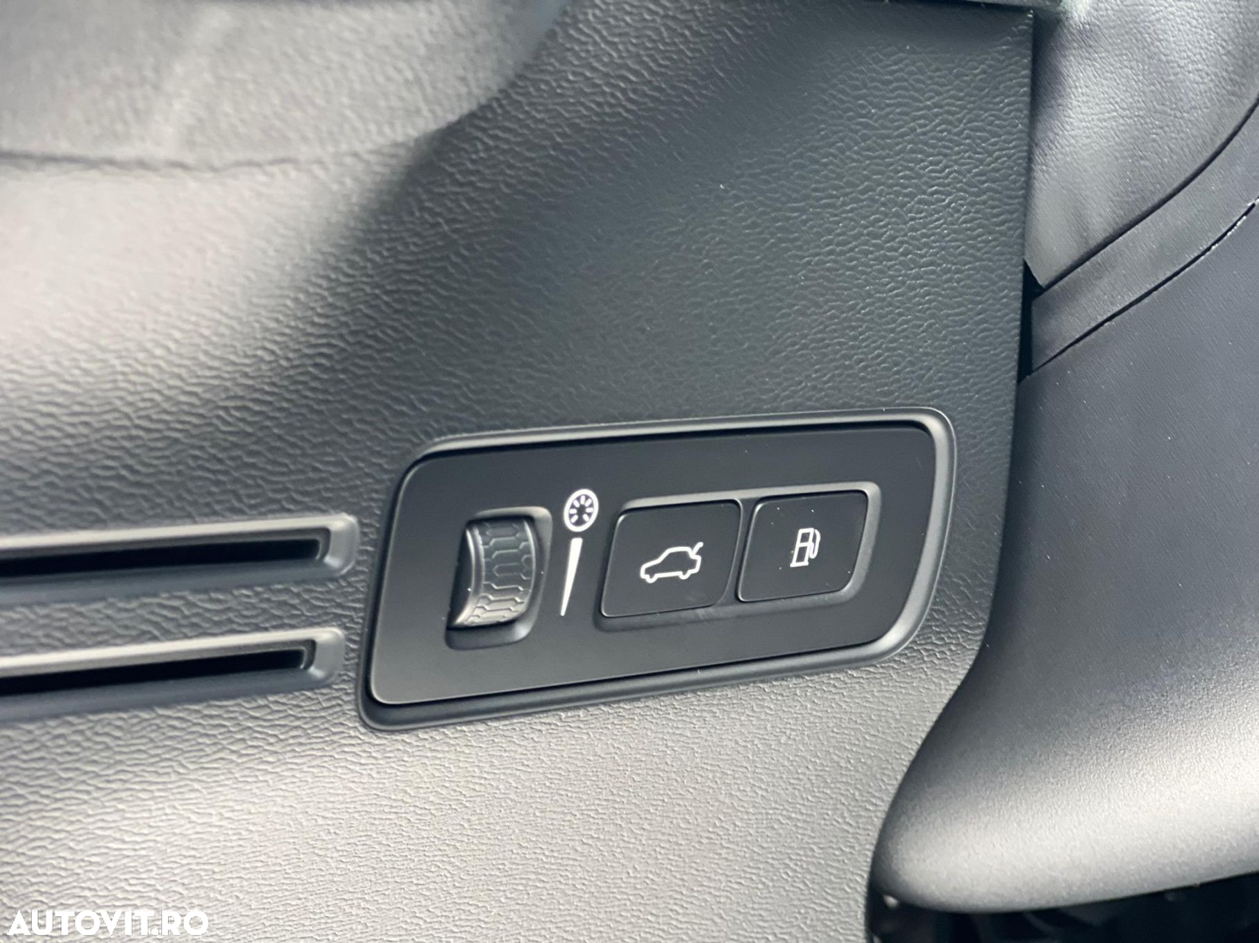 Volvo XC 40 T4 Recharge DKG Core - 22