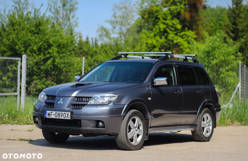 Mitsubishi Outlander 2.0 Turbo 4WD - 1