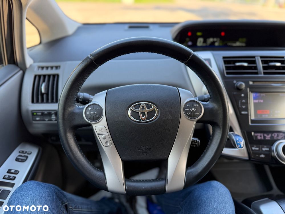 Toyota Prius+ (Hybrid) Executive - 28