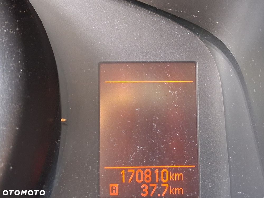 Nissan NV200 - 25