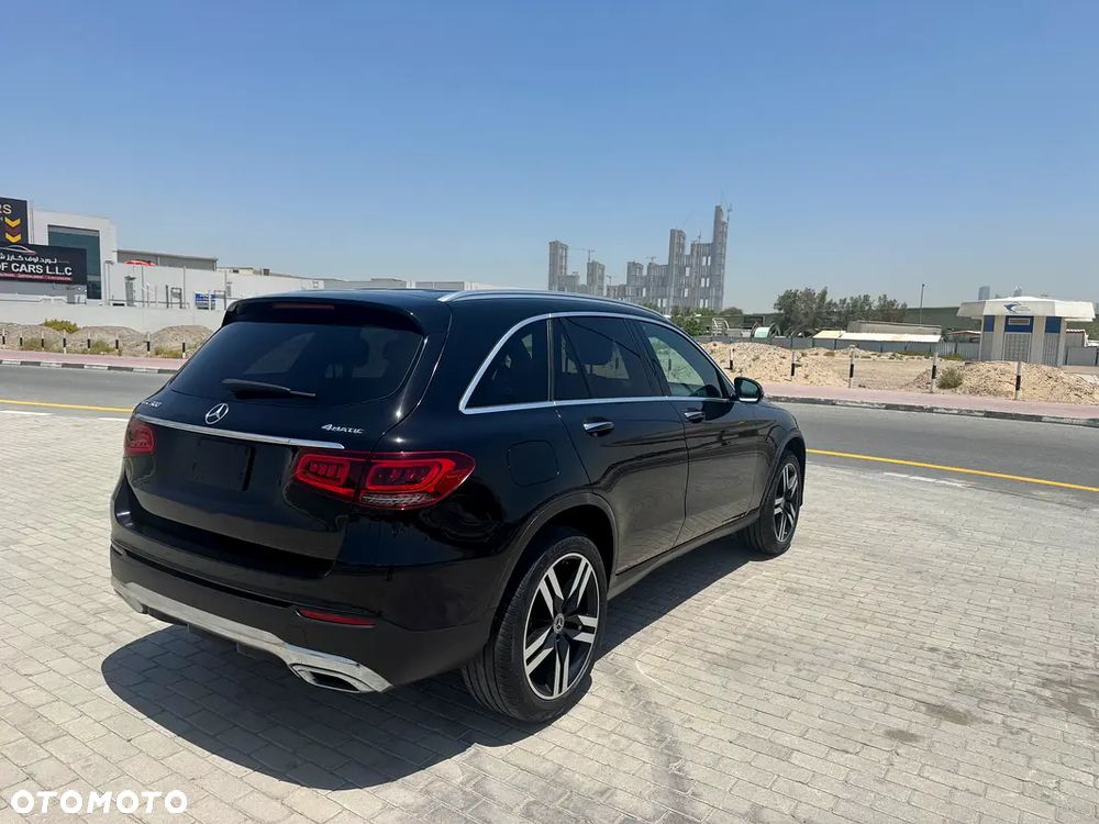 Mercedes-Benz GLC 300 4Matic 9G-TRONIC AMG Line - 4