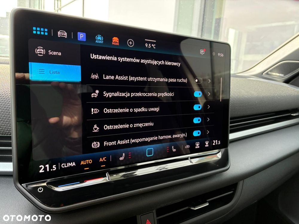 Volkswagen T-Roc - 17