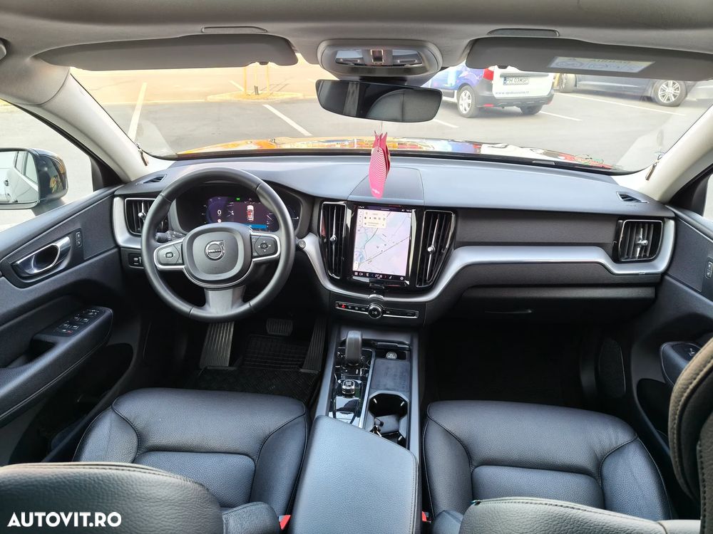 Volvo XC 60 T6 AWD Recharge Geartronic Inscription - 32