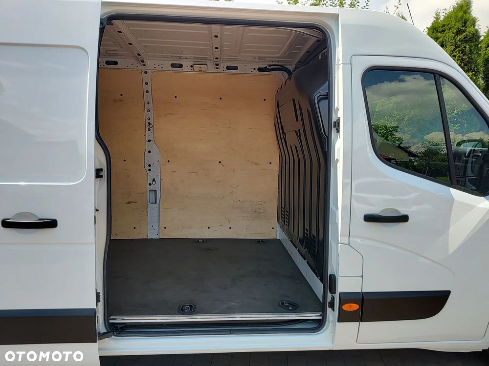 Renault Master - 15