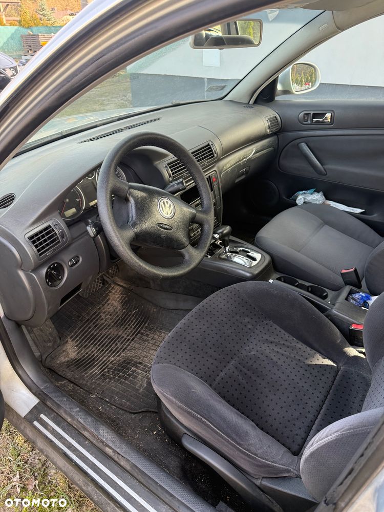 Volkswagen Passat 1.9 TDI Comfortline Tiptr - 5