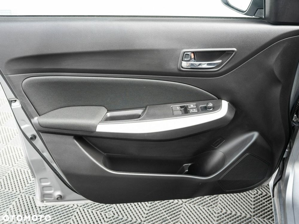 Suzuki Swift - 10