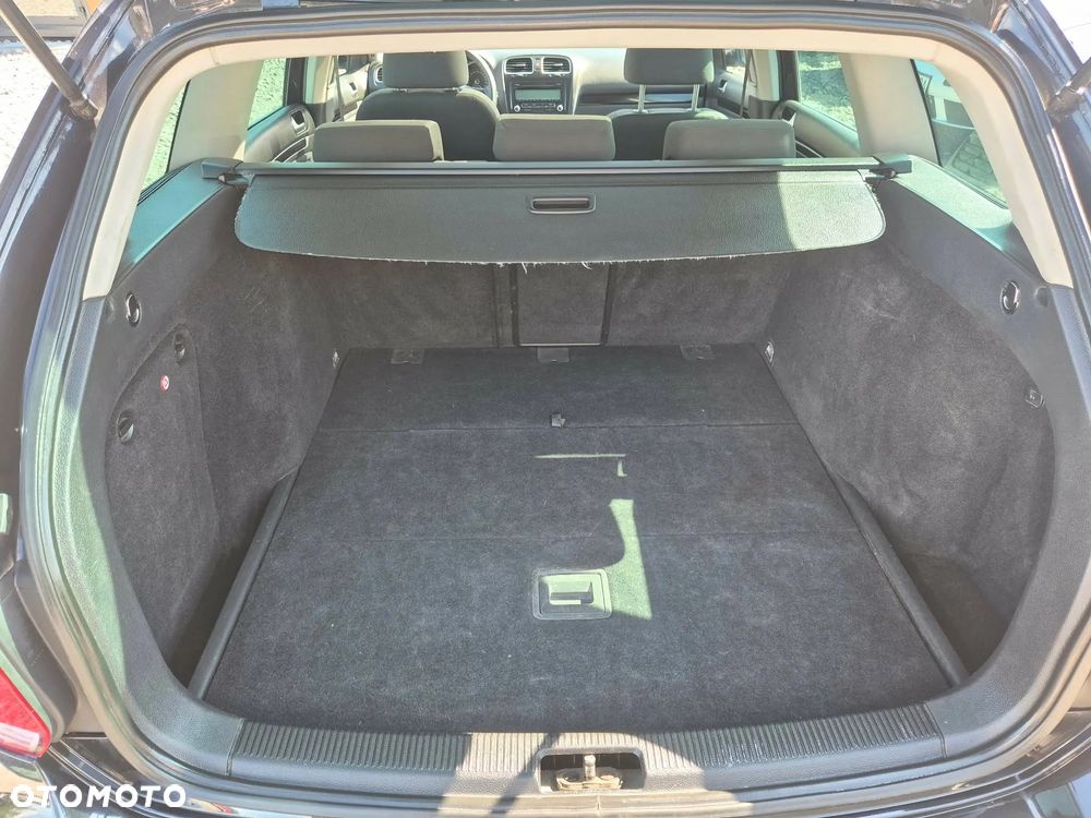 Volkswagen Golf 1.6 TDI Highline - 13