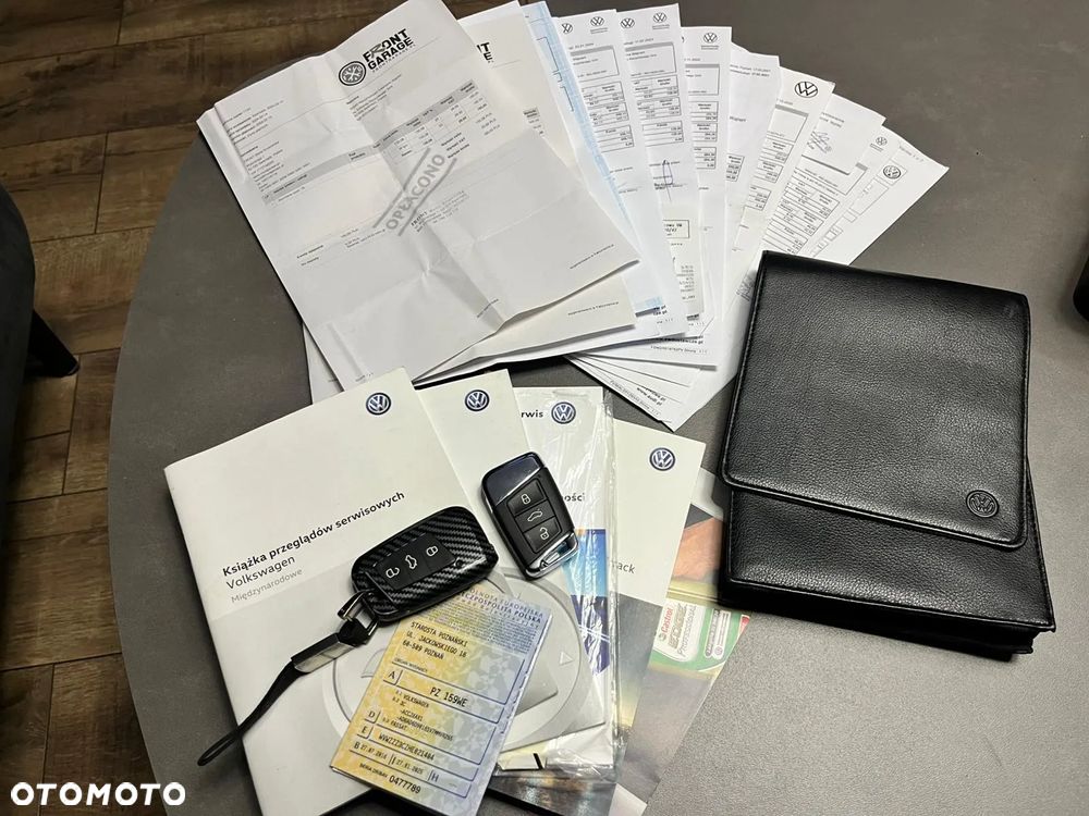 Volkswagen Passat - 39