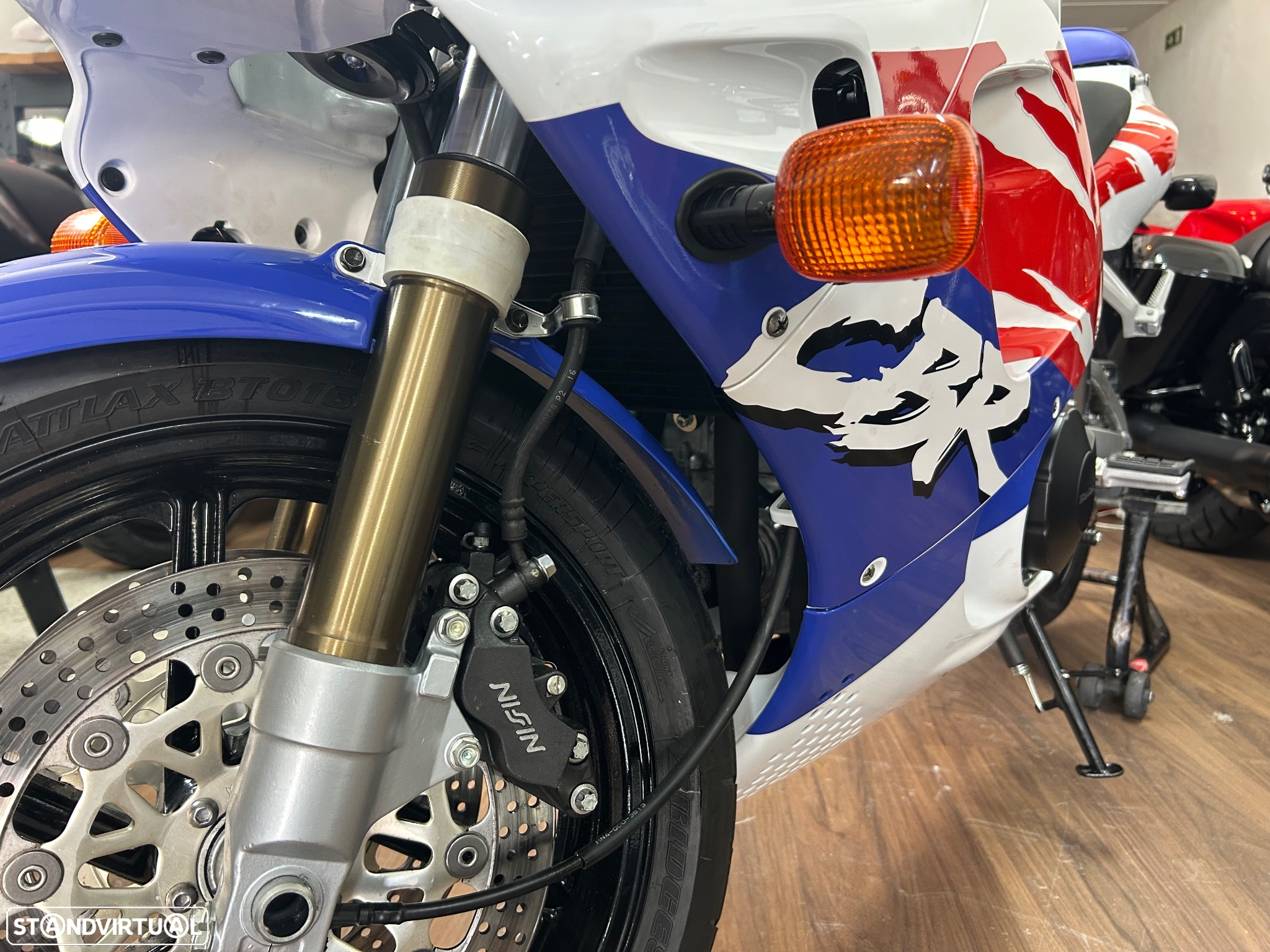 Honda CBR 900 RR Sc28 - 9