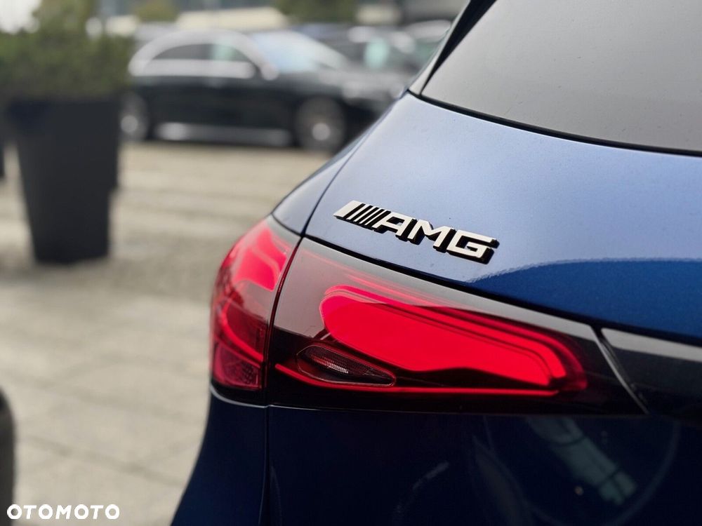 Mercedes-Benz GLC - 7